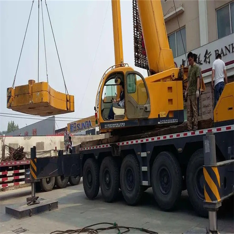 那坡当地吊车出租|机器吊装|75吨|工厂搬迁服务